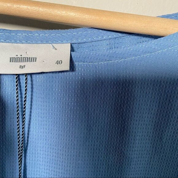 minimum NWT Long Sleeve Curpo Blouse with Ties on Sleeve Sky Blue Medium - Picture 10 of 12